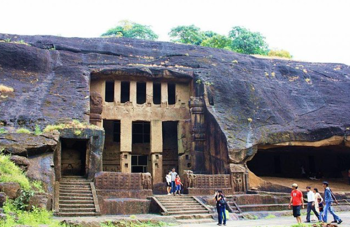 Kanheri Caves, Mumbai Suburban, Maharashtra - Vushii.com